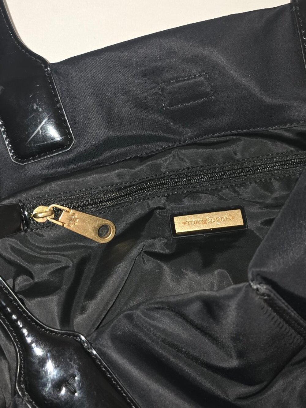 Tory Burch Ella Large Black Nylon Patent Leather Logo Shoulder Tote Shopper Bag - Picture 10 of 12